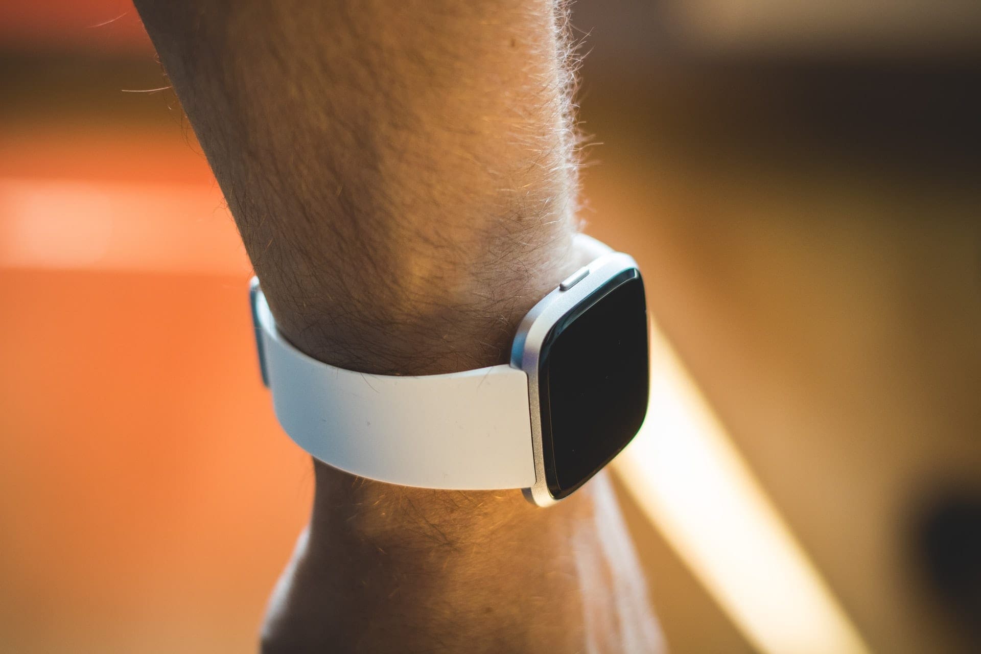 can you use fitbit with android